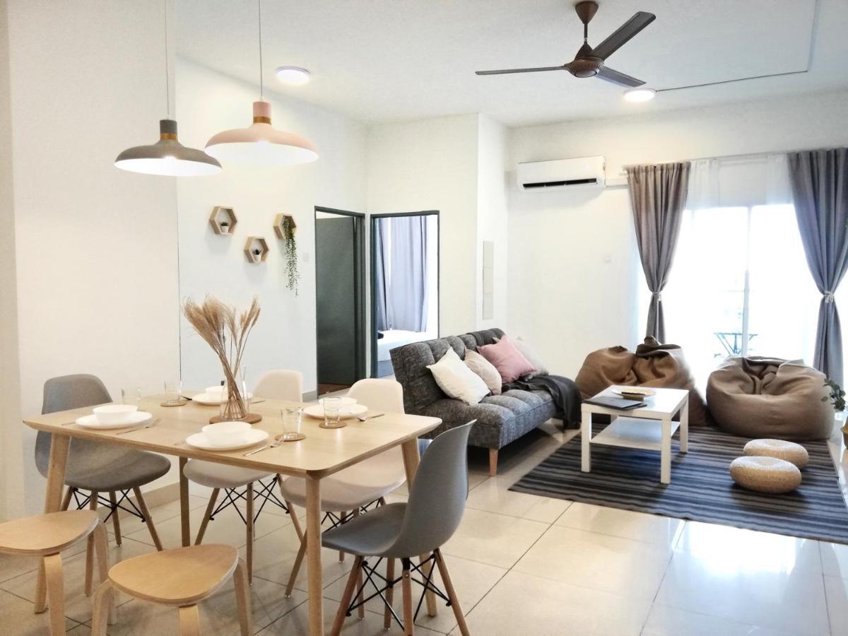 Subang City Residence, Spacious Home With Balcony, Walking Distance To Summit, 5Min To Sunway Subang Jaya Luaran gambar