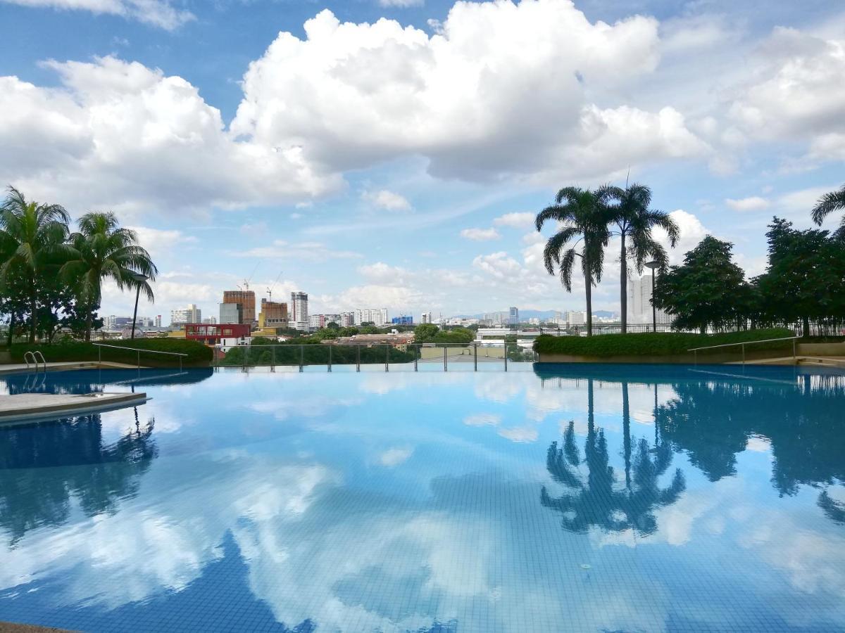 Subang City Residence, Spacious Home With Balcony, Walking Distance To Summit, 5Min To Sunway Subang Jaya Luaran gambar