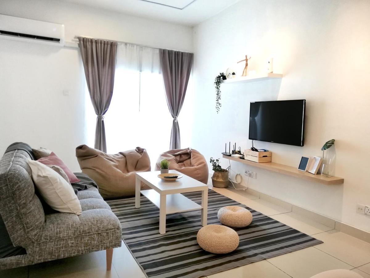 Subang City Residence, Spacious Home With Balcony, Walking Distance To Summit, 5Min To Sunway Subang Jaya Luaran gambar